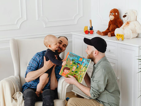 Supporting LGBTQ+ Intended Parents: Embracing an Inclusive Surrogacy Journey